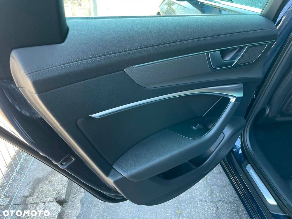 Audi A6 Avant - 11