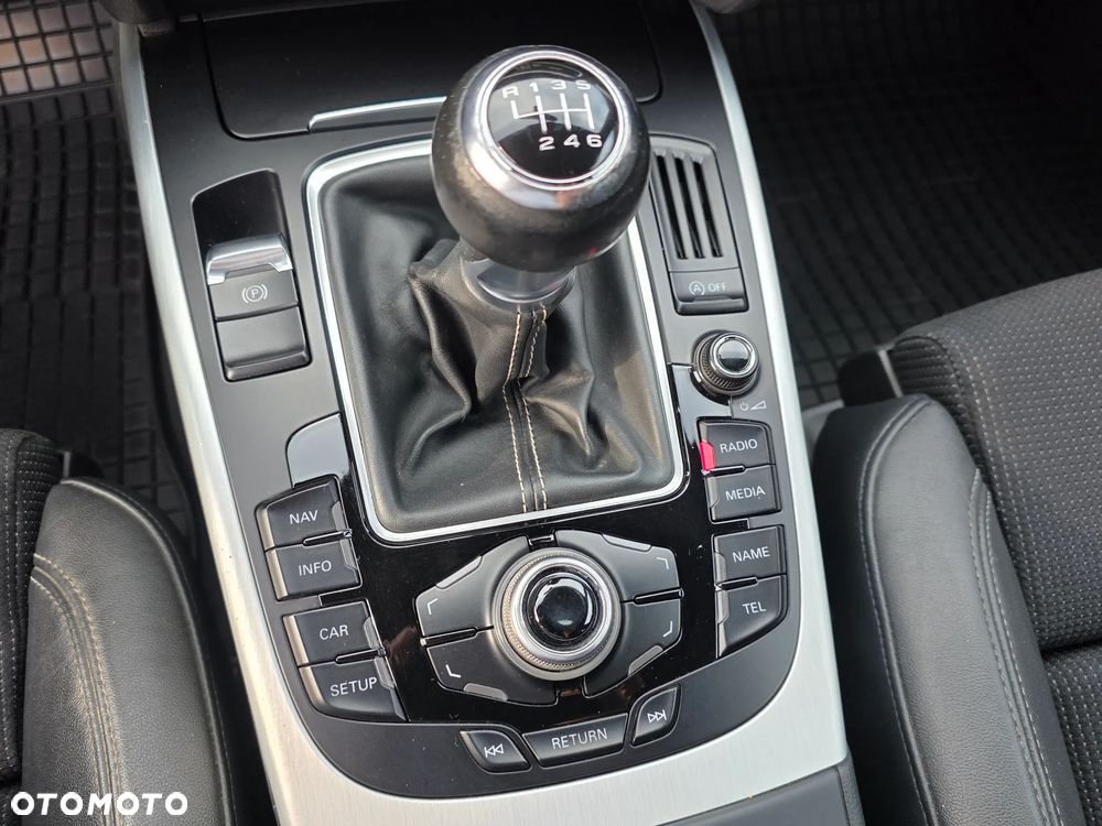 Audi A4 Avant 2.0 TDI DPF S line Sportpaket (plus) - 18