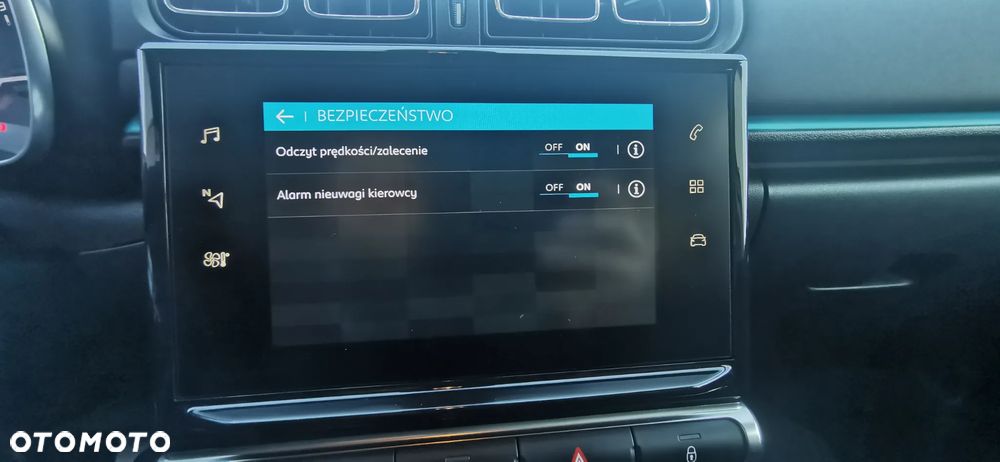 Citroën C3 1.2 PureTech Shine - 27