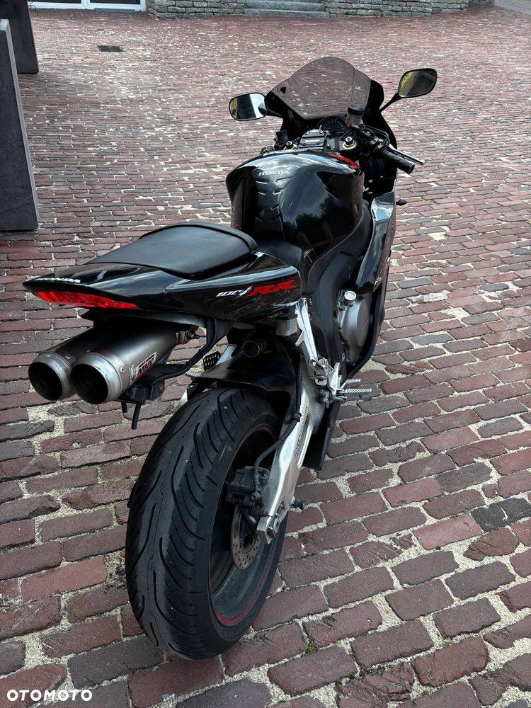 Honda CBR - 3