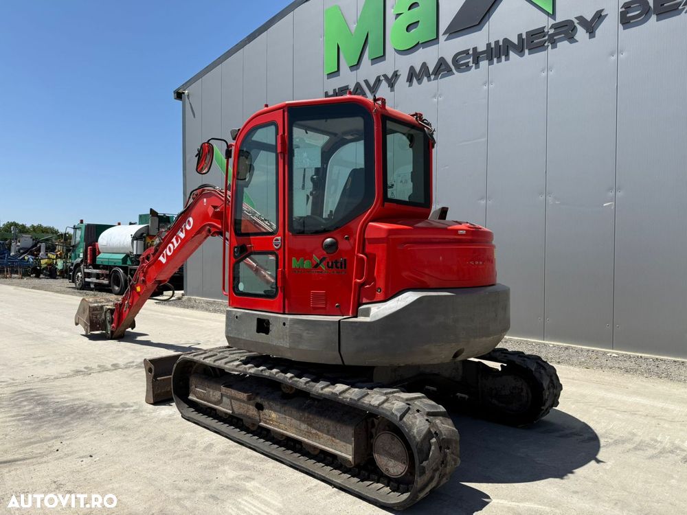 Volvo ECR88D Excavator - 3