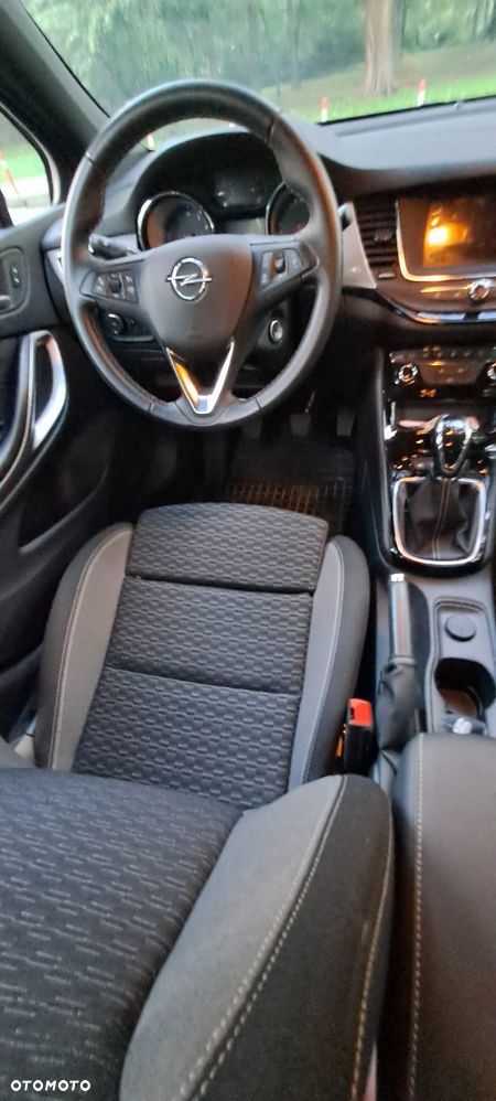 Opel Astra 1.2 T GS Line S&S - 8
