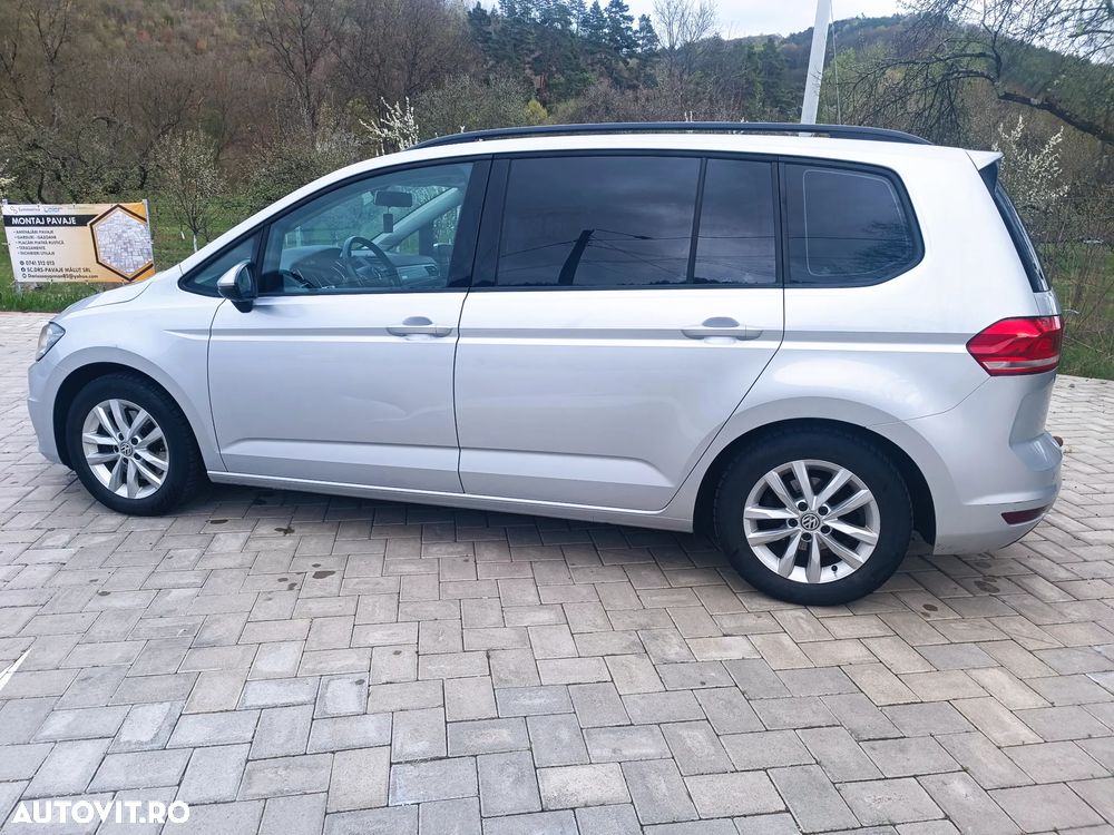 Volkswagen Touran 2.0 TDI SCR DSG Comfortline - 6