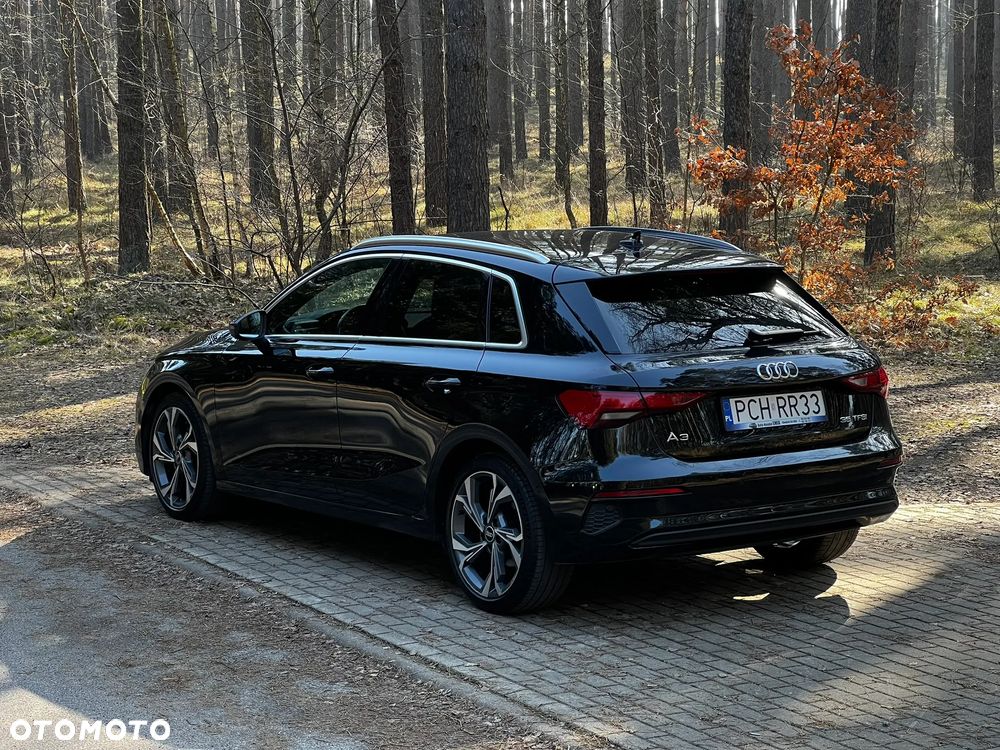 Audi A3 Sportback 35 TFSI S tronic - 4