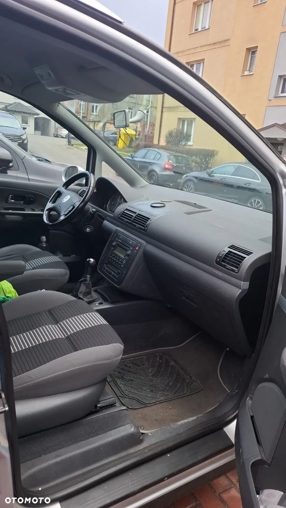 Volkswagen Sharan 2.0 TDI Trendline - 6