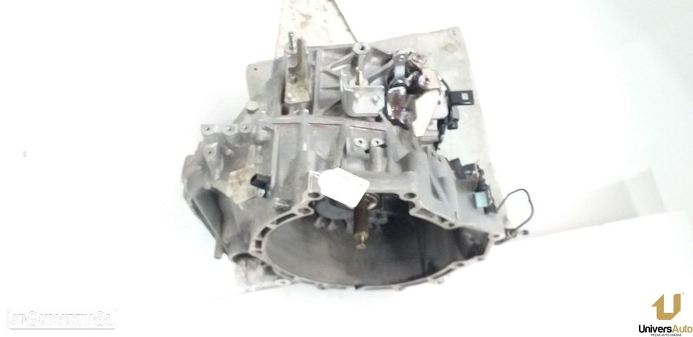 CAIXA VELOCIDADES MAZDA 6 HATCHBACK 2008 -B202-B - 3