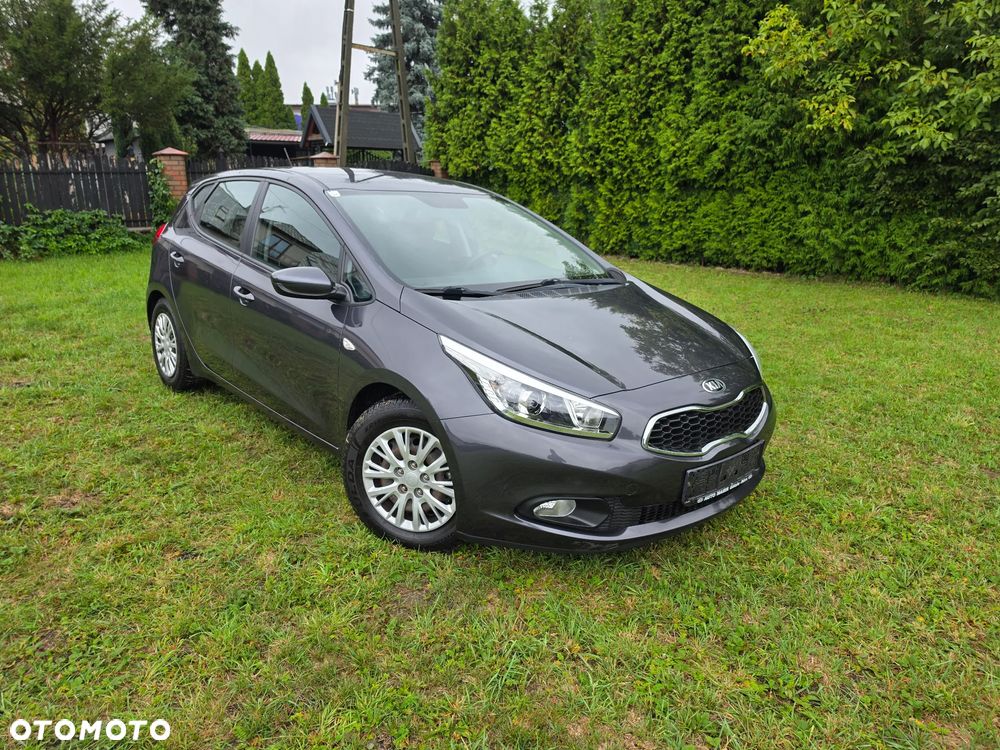 Kia Ceed 1.4 CVVT Attract - 6