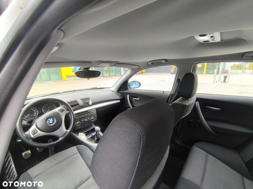 BMW Seria 1 116i - 12