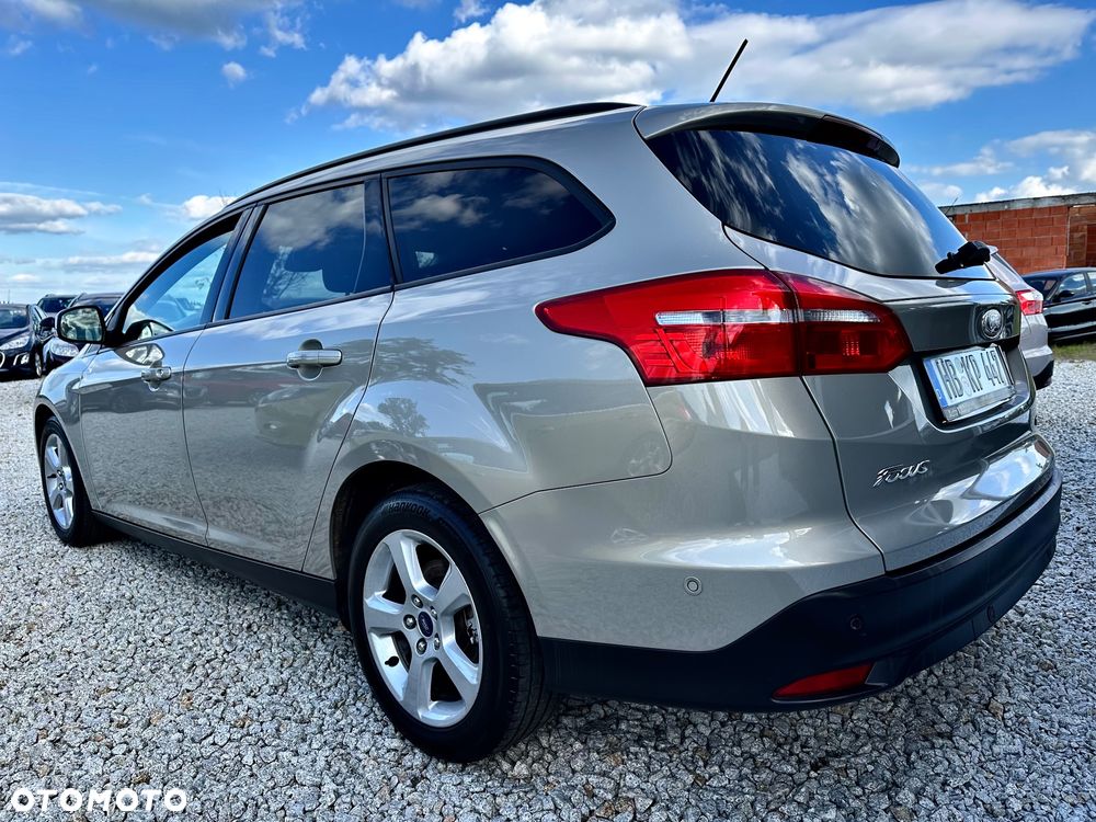 Ford Focus 1.0 EcoBoost Start-Stopp-System TITANIUM STYLE - 5