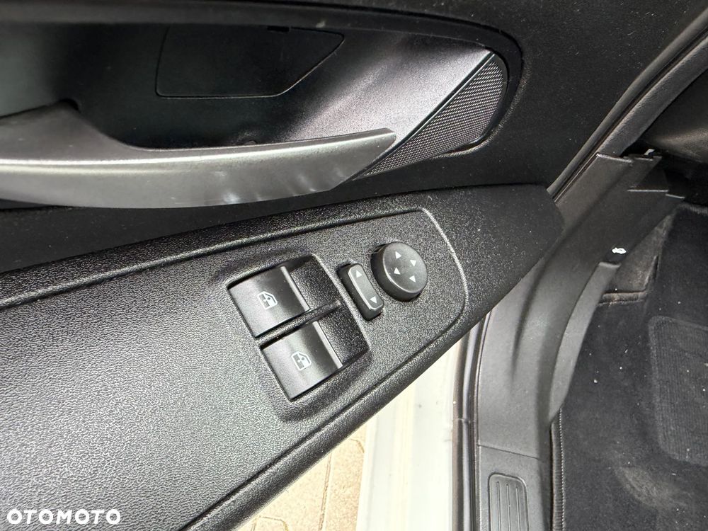 Fiat Grande Punto - 15