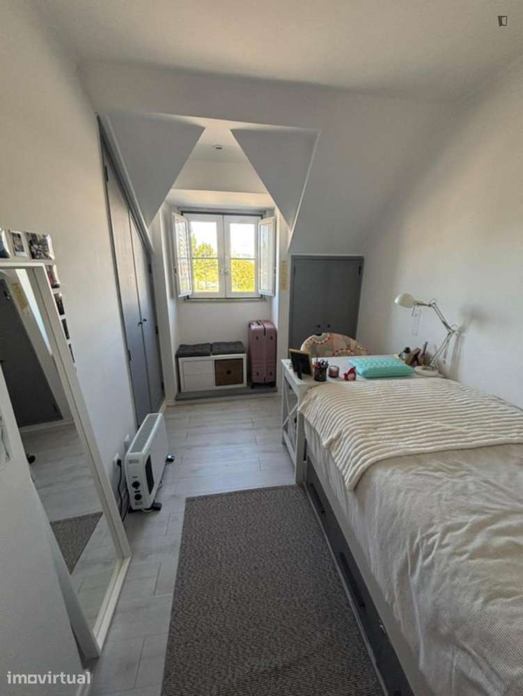 Quarto - localizado em Lumiar Lisbon - Grande imagem: 2/12
