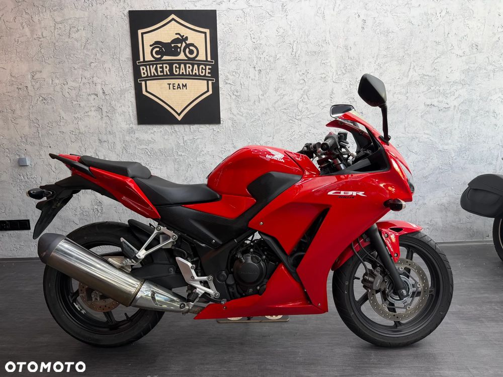 Honda CBR - 1