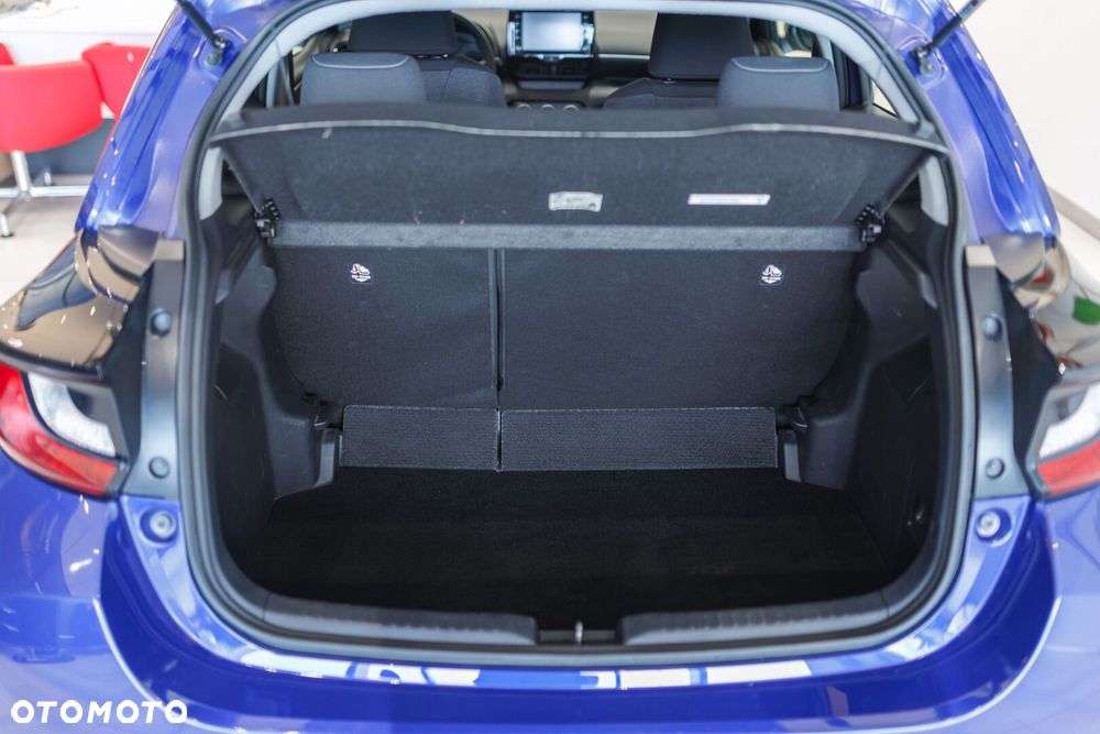 Toyota Yaris - 24