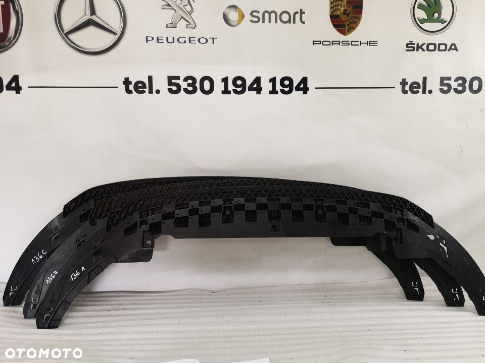 AUDI A3 8V3 12-  LIFT 16- OSŁONA PŁYTA POD ZDERZAK PRZEDNIA NR 8V3807233B 8V3807233 NR AUKCJI OSŁ136 - 1