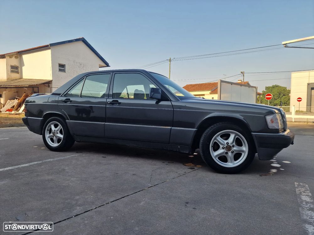 Mercedes-Benz W201 (1982-1993) 190 D 2.0 - 3