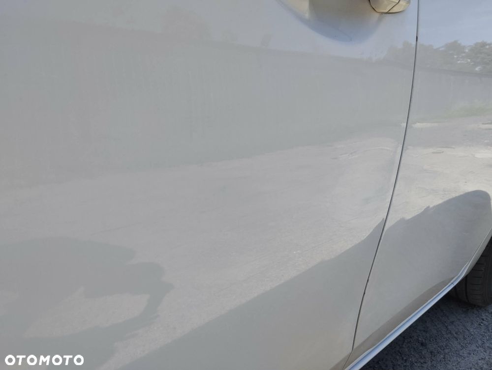 Toyota Auris 1.6 Dynamic - 30