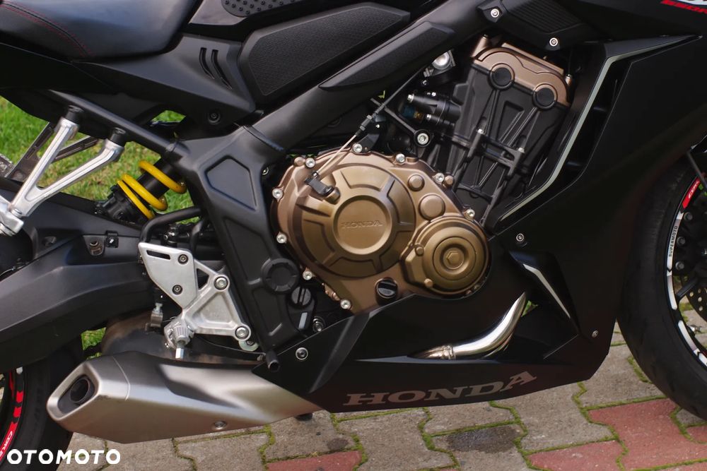 Honda CBR - 9