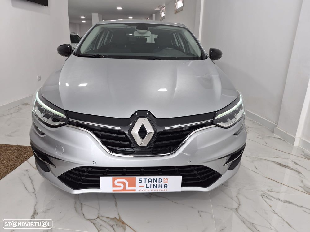 Renault Mégane Sport Tourer 1.5 Blue dCi Equilibre EDC - 2