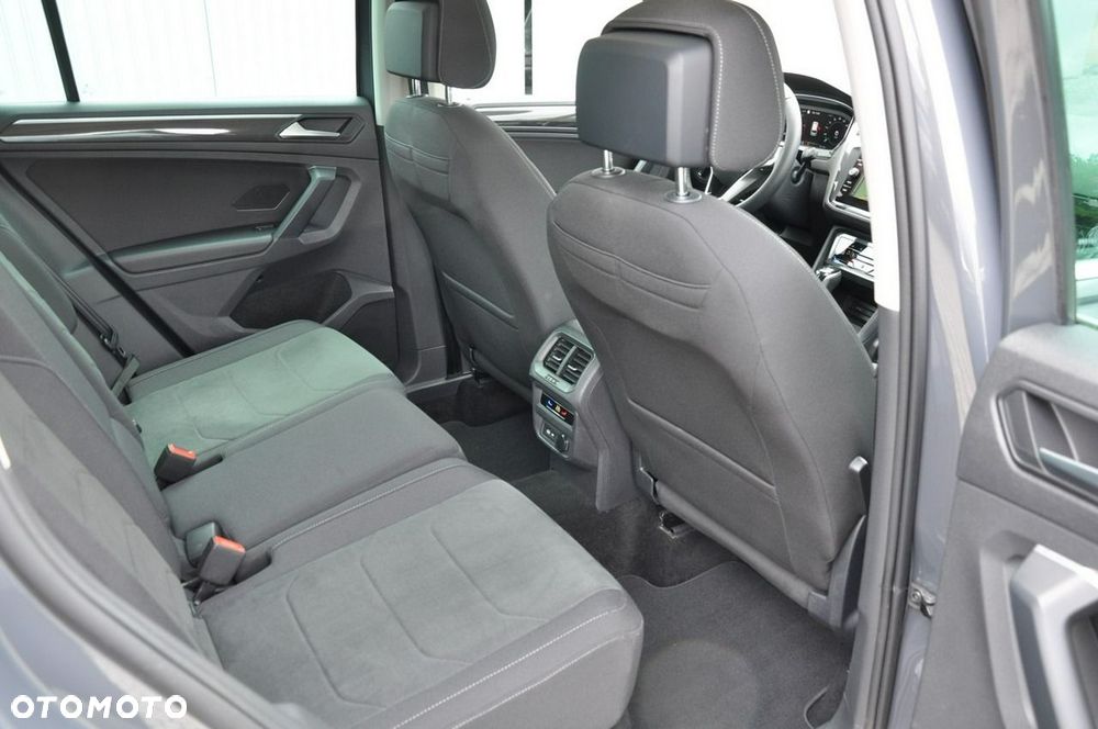 Volkswagen Tiguan 2.0 TDI SCR Elegance DSG - 35