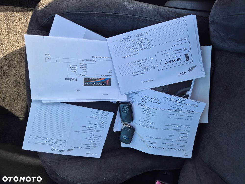 Lexus CT 200h Limited Edition - 8