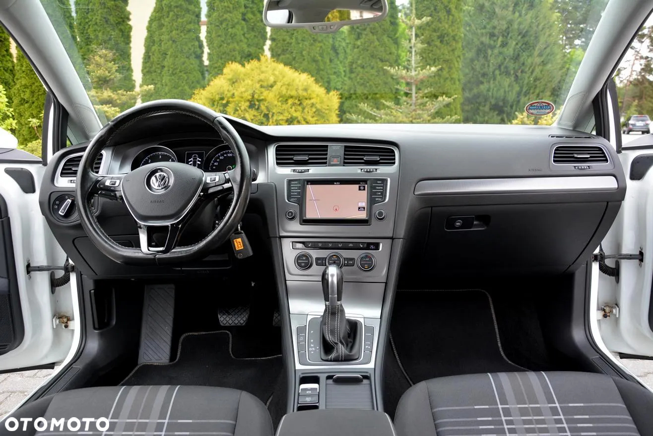 Volkswagen Golf 1.6 BlueTDI DSG Trendline - 33