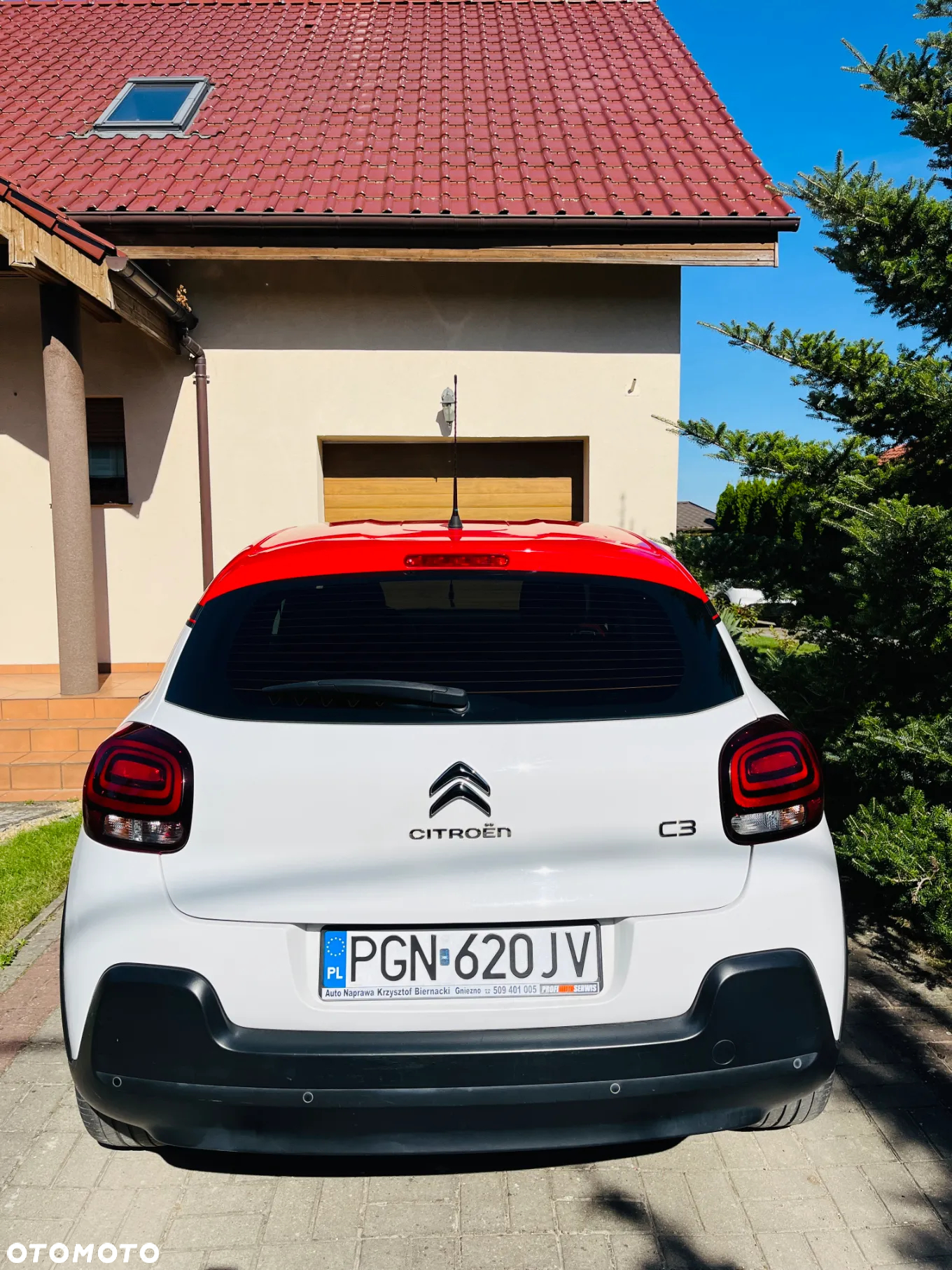 Citroën C3 Pure Tech 110 S&S EAT6 SHINE - 3