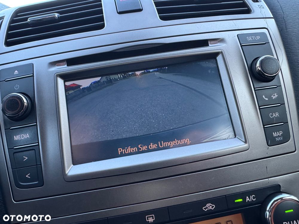 Toyota Avensis 1.8 Executive - 33