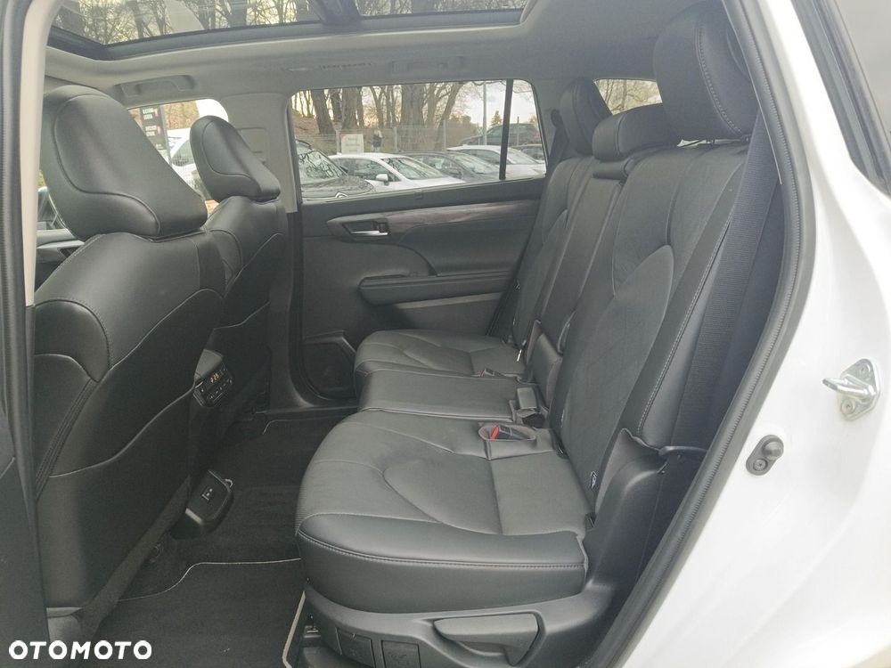 Toyota Highlander - 14