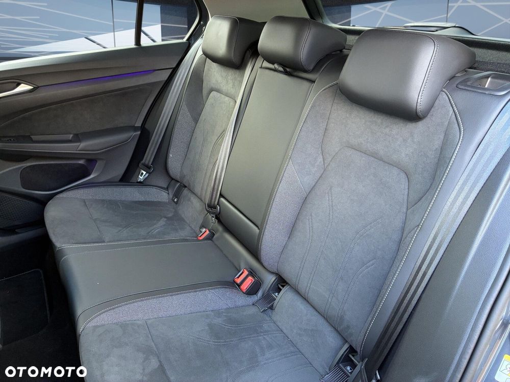 Volkswagen Golf - 7