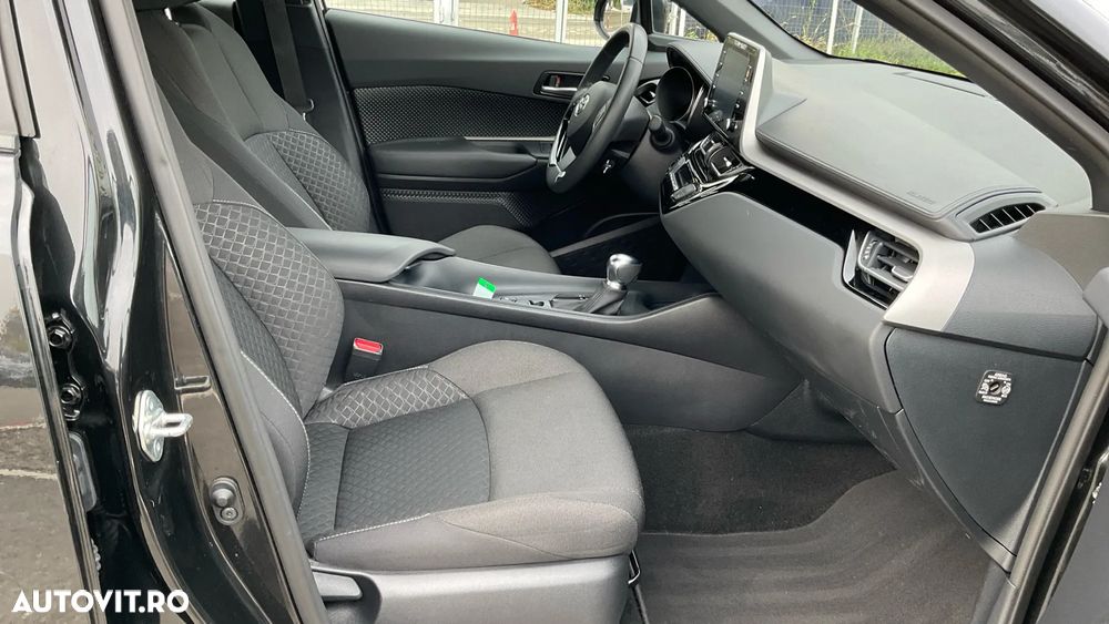 Toyota C-HR 1.8 HSD 122 CP 4x2 CVT Core - 29