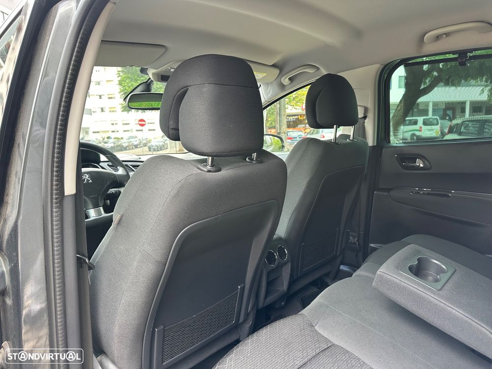 Peugeot 3008 1.6 BlueHDi Style EAT6 - 22