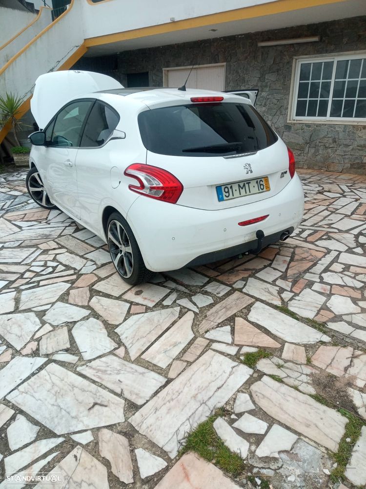 Peugeot 208 1.6 e-HDi Allure - 7