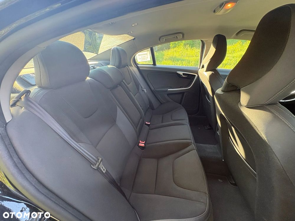 Volvo S60 DRIVe - 21