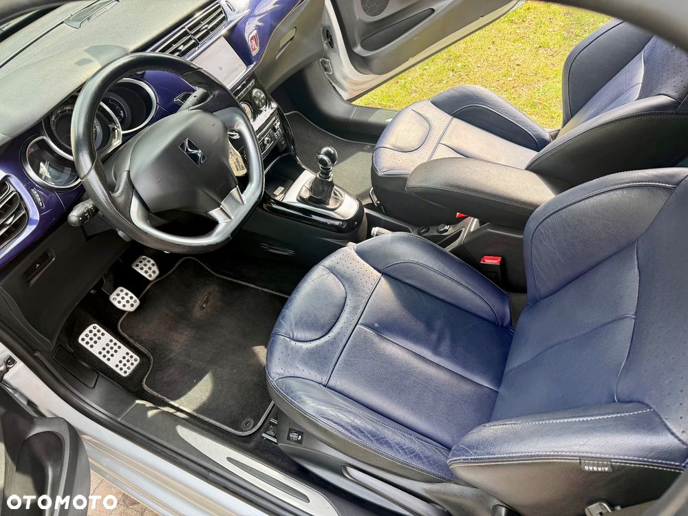 Citroën DS3 THP 155 SportChic - 10
