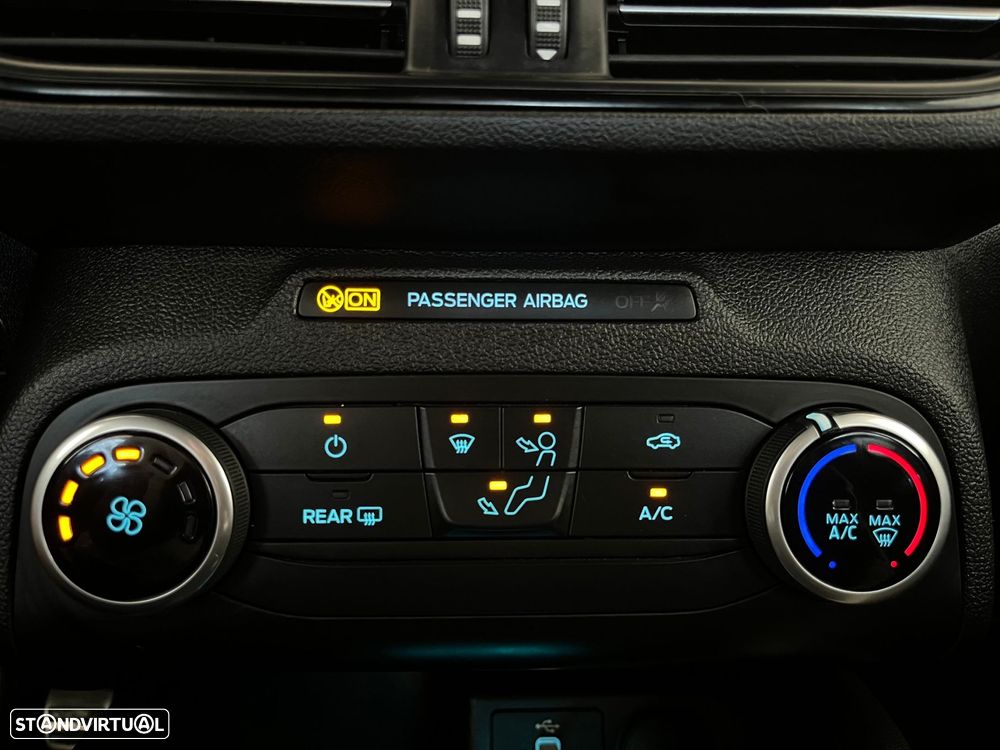 Ford Focus 1.5 TDCi ECOBlue ST-Line - 15