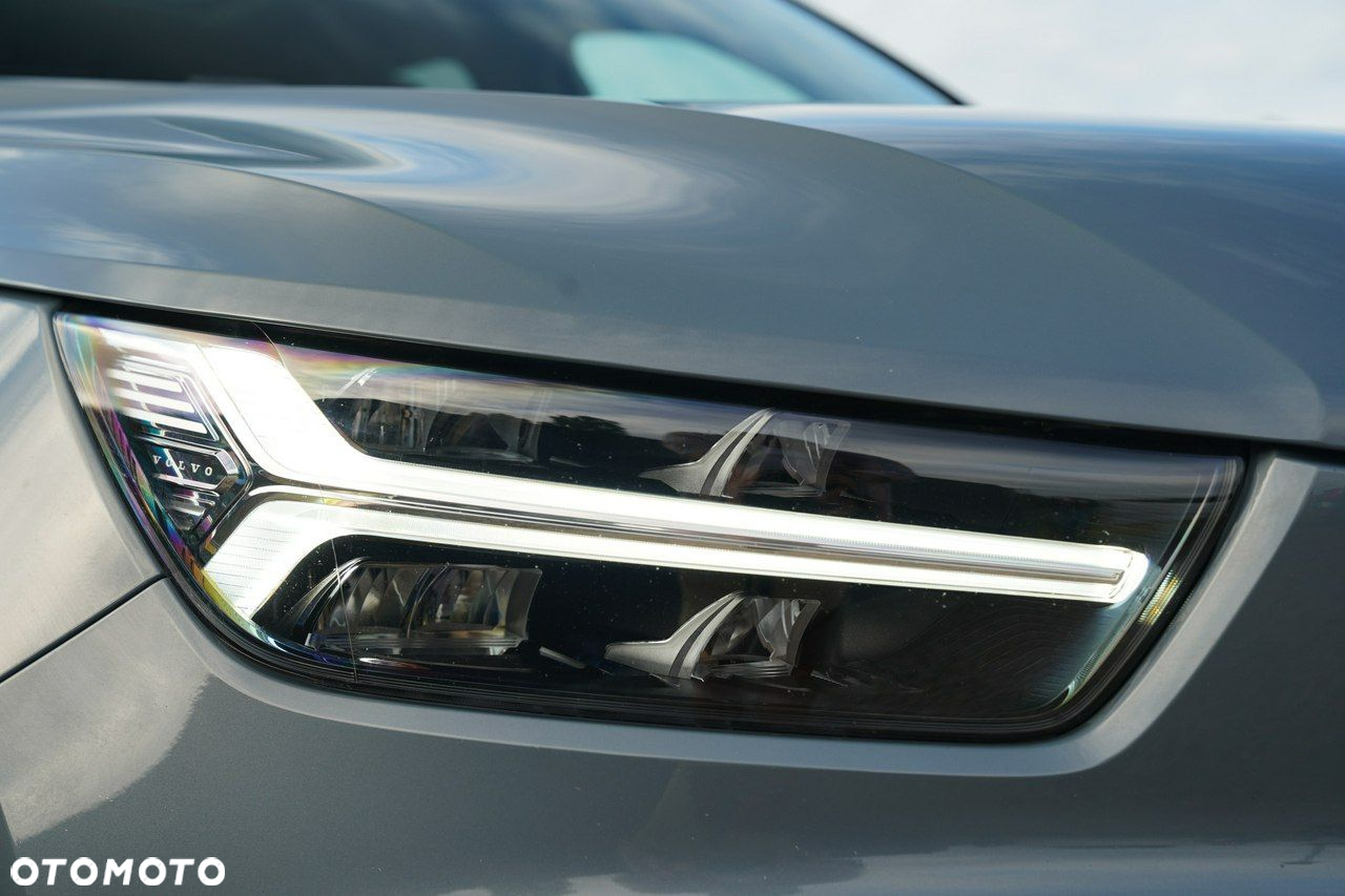 Volvo XC 40 - 6