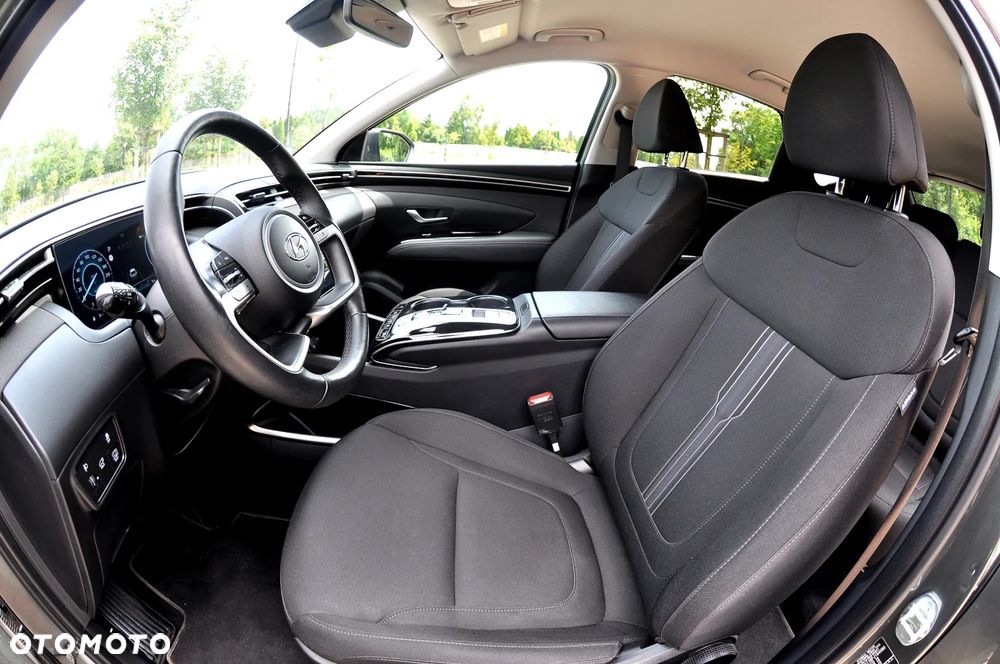Hyundai Tucson 1.6 T-GDi HEV Executive 2WD - 16