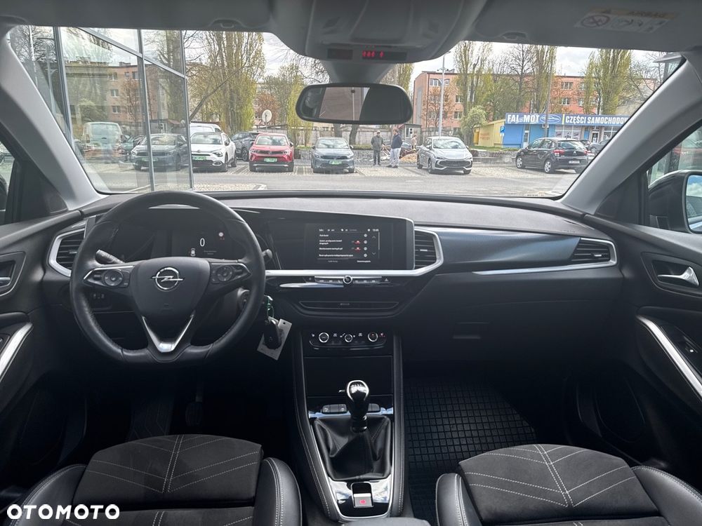 Opel Grandland X - 8