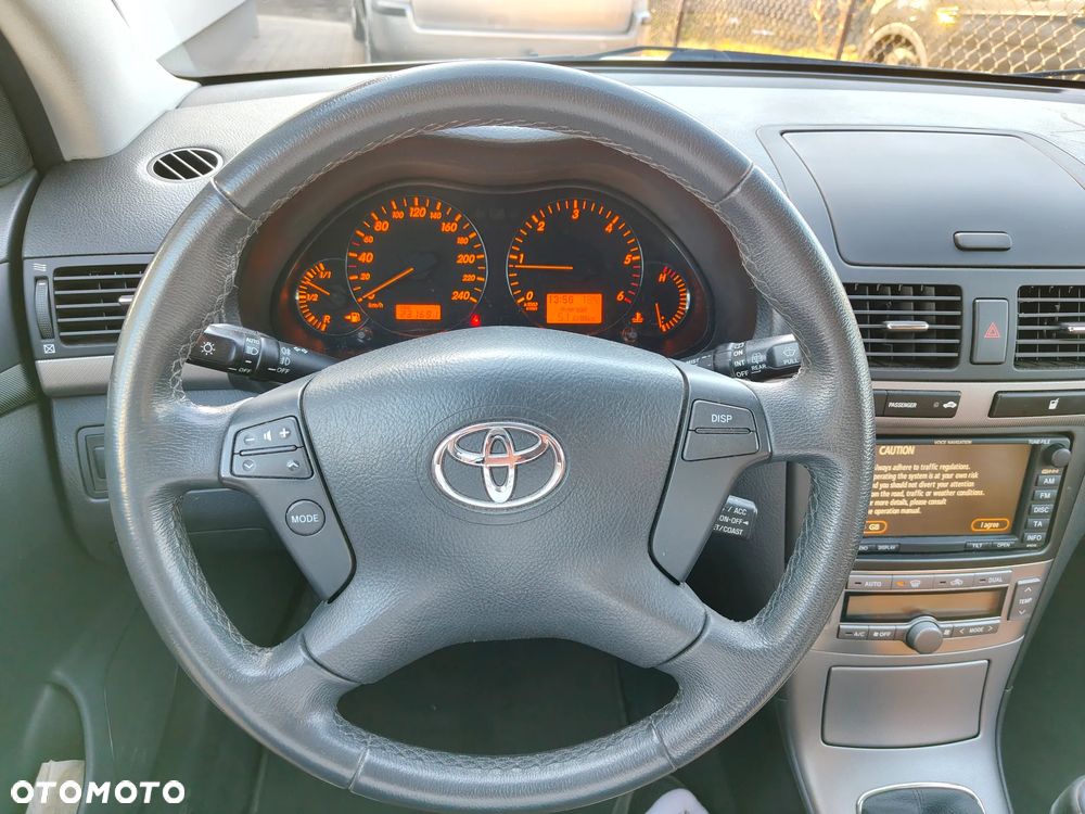 Toyota Avensis 2.0 D-4D Sol plus+NAVI - 13