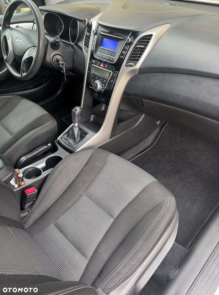 Hyundai i30 1.4 Comfort - 16