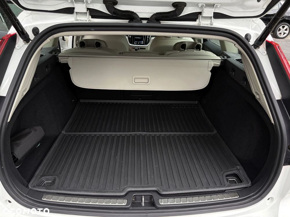 Volvo V60 D4 Geartronic Inscription - 35