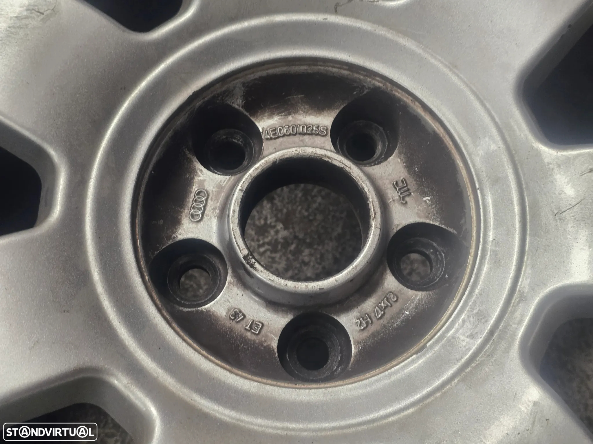 Jante Roda Suplente com pneu originais para audi a8 d3 4e0 2003-  235-55 R17 - 11