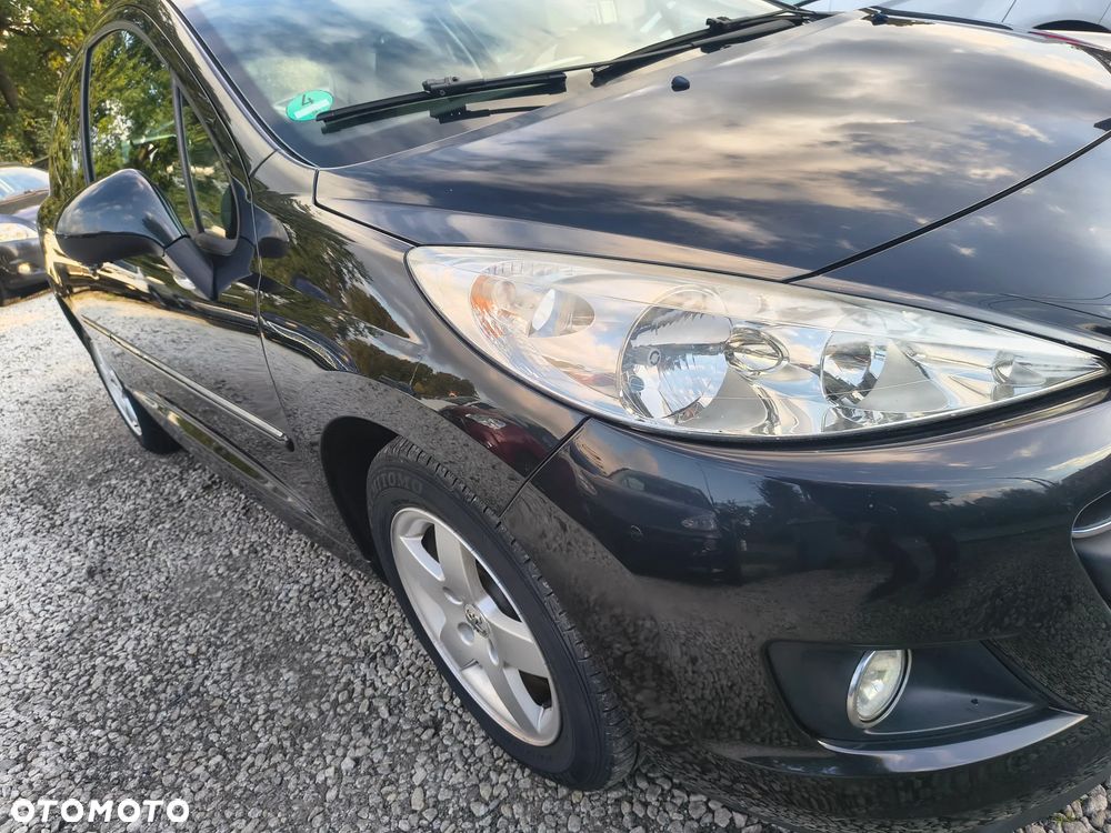 Peugeot 207 95 VTi Premium - 11