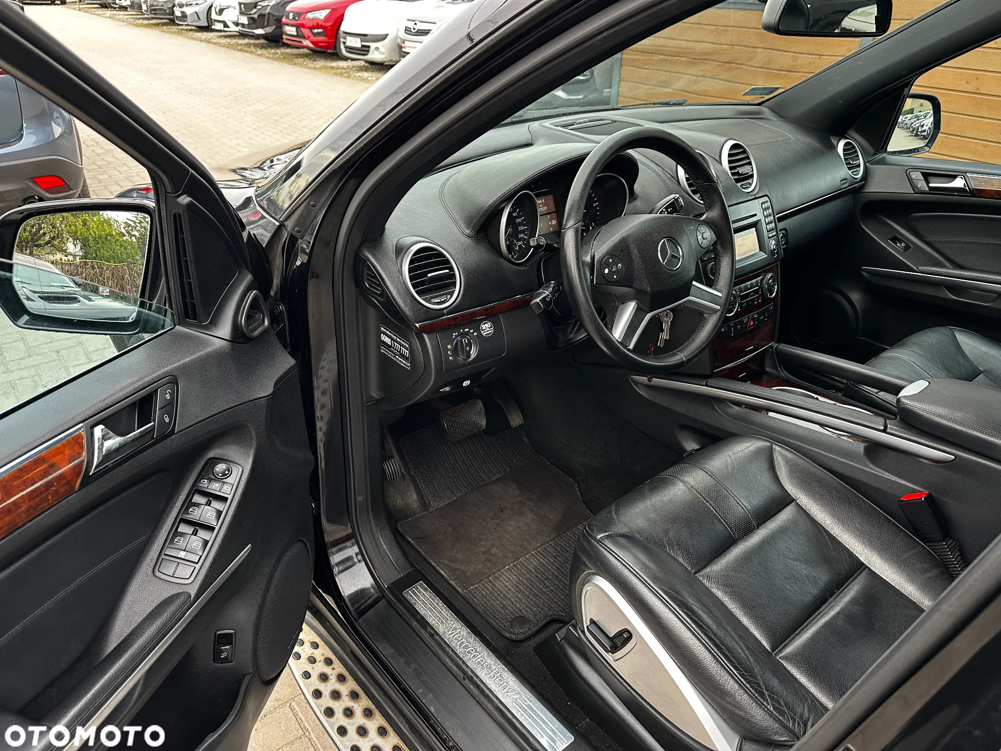 Mercedes-Benz ML - 6