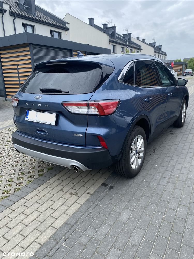 Ford Kuga 2.5 FHEV FWD Titanium - 3