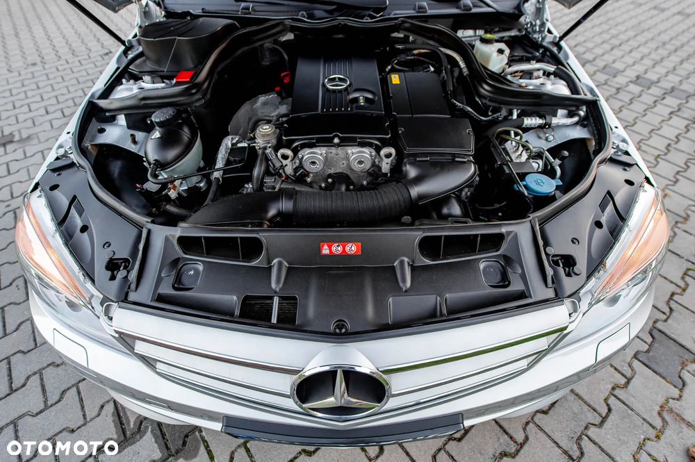 Mercedes-Benz Klasa C 200 7G-TRONIC Avantgarde Edition - 19
