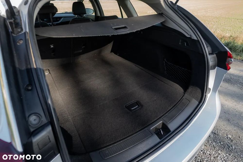 Opel Insignia 2.0 - 32