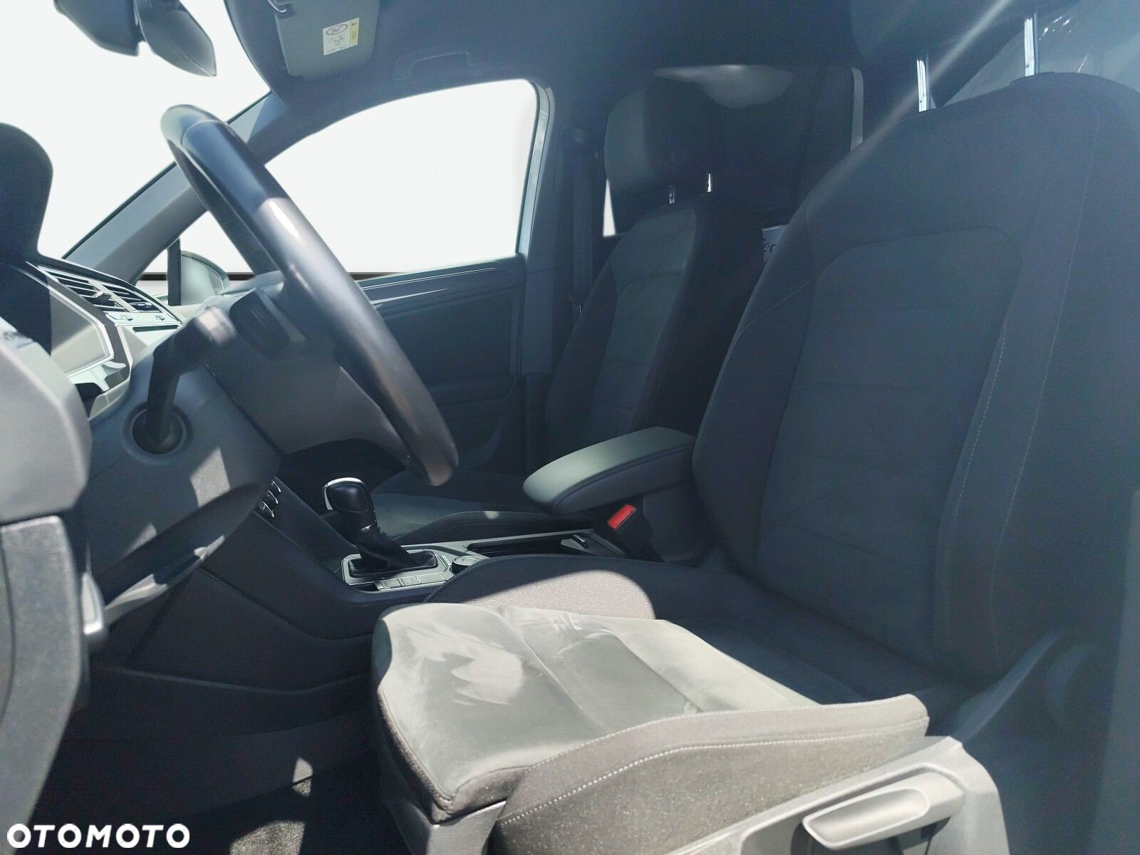 Volkswagen Tiguan - 9