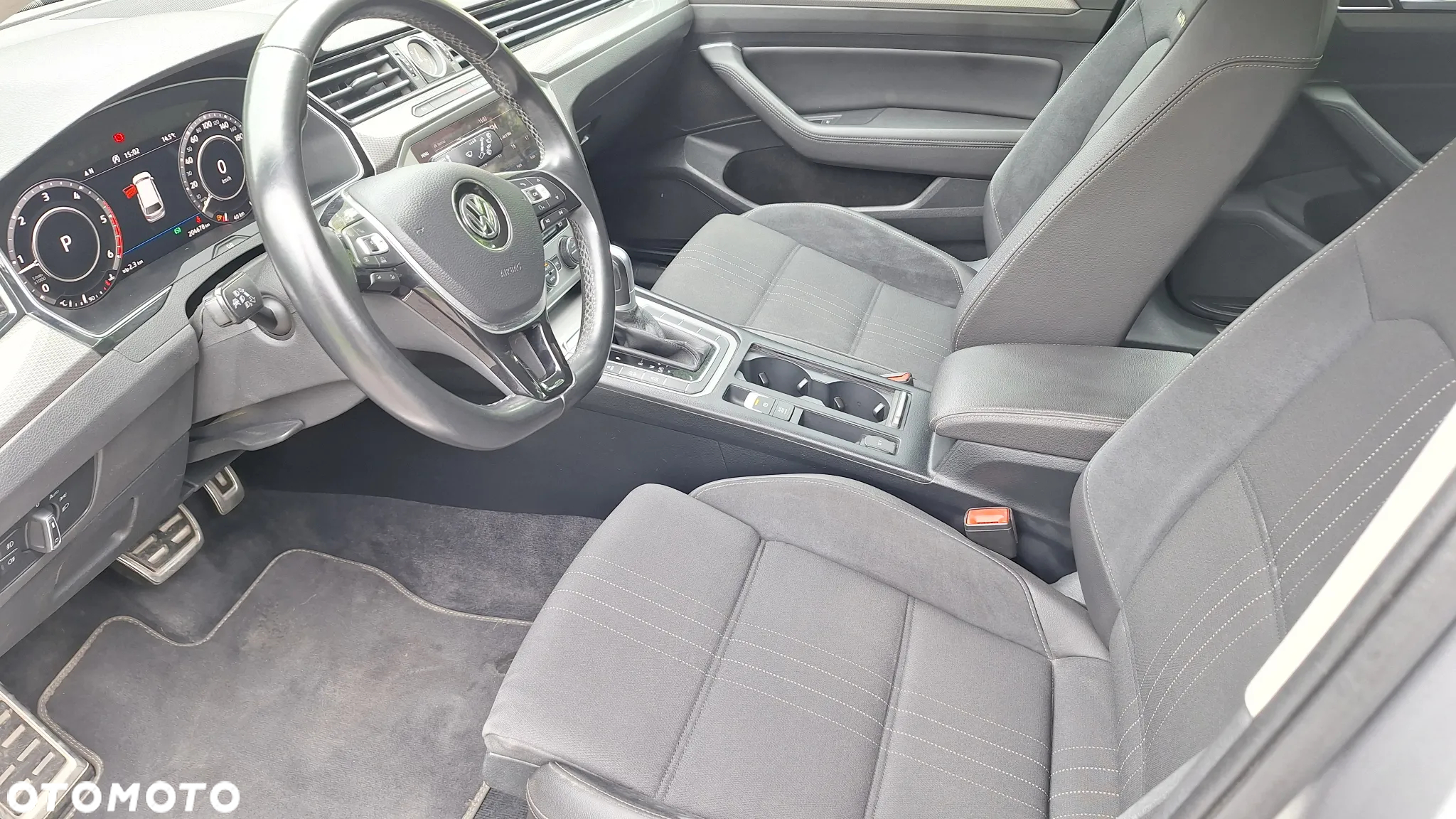 Volkswagen Passat 2.0 TDI BMT SCR 4Mot Comfortline DSG7 - 13