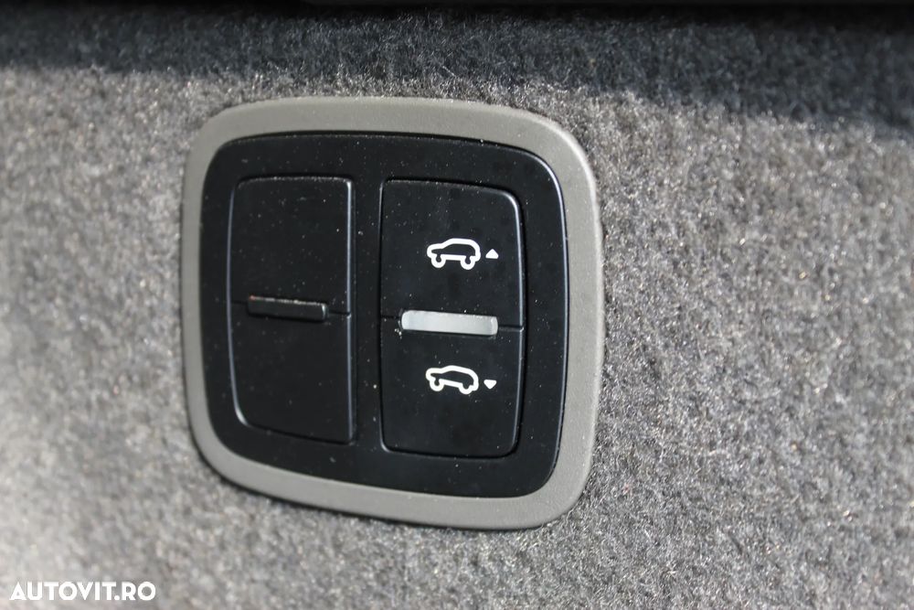 Porsche Macan - 38
